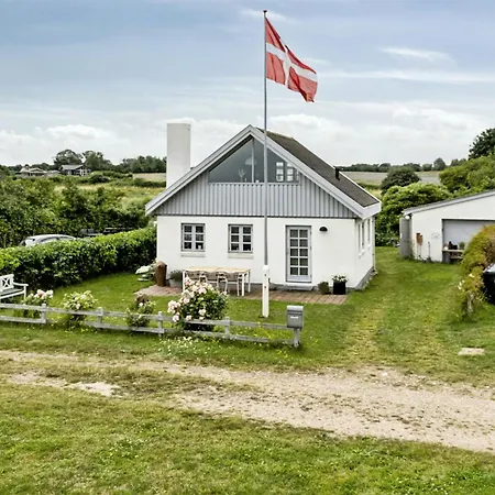 With Views And Walking Distance To Nature * Nyborg