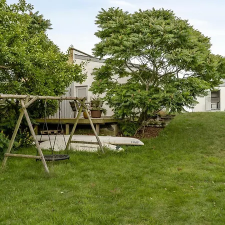 With Views And Walking Distance To Nature * ניבורג